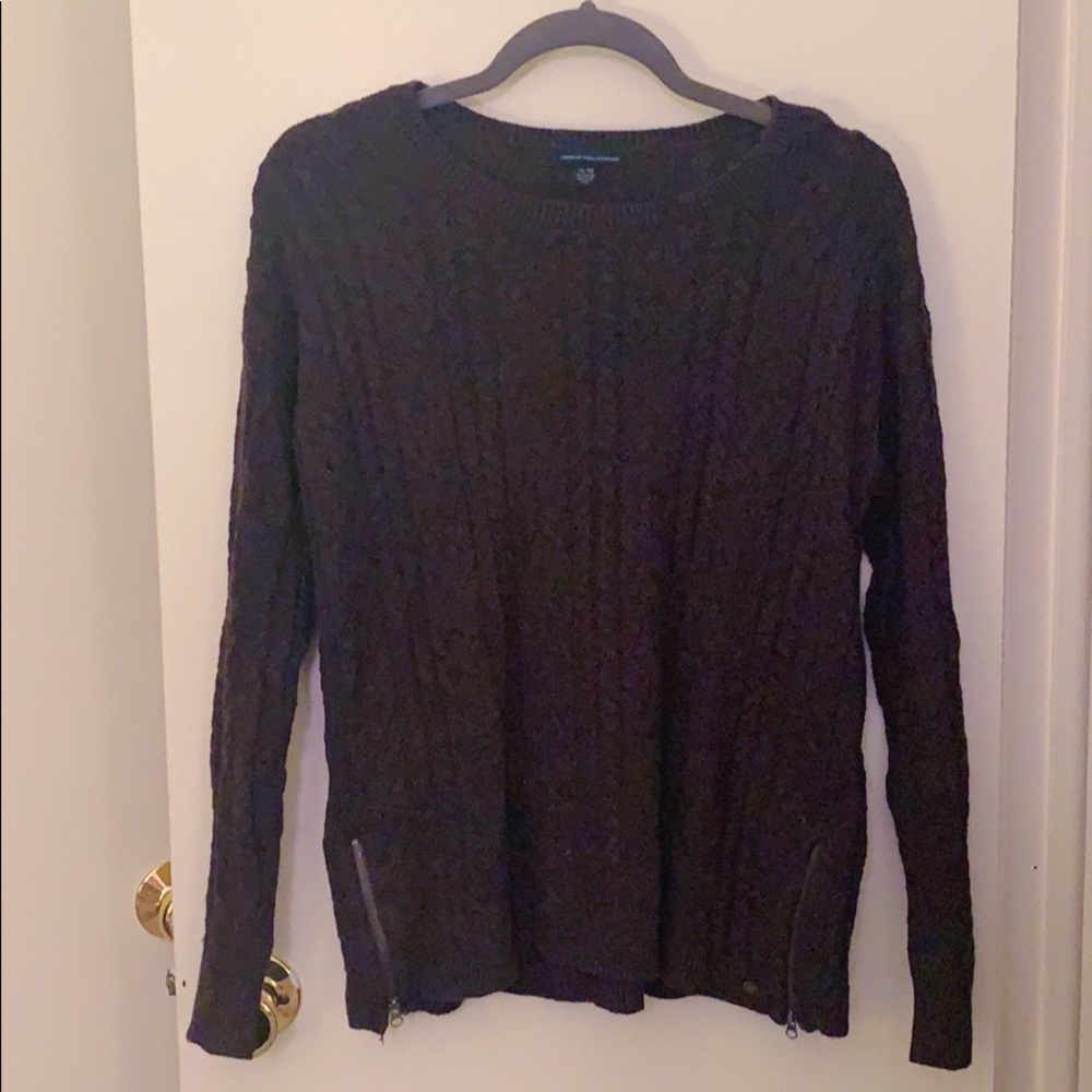 American Eagle Maroon Sweater